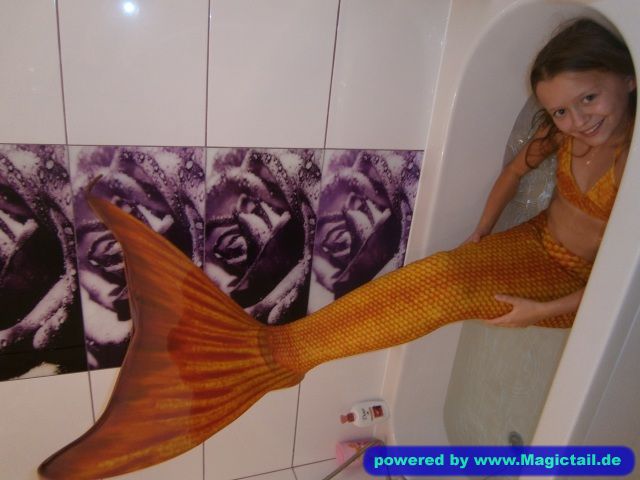 Karo the mermaid:karolina-ogon