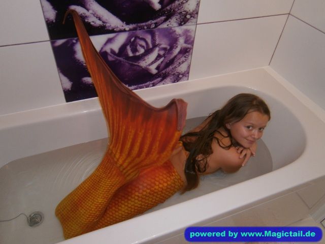 Karo the mermaid:yey!-ogon