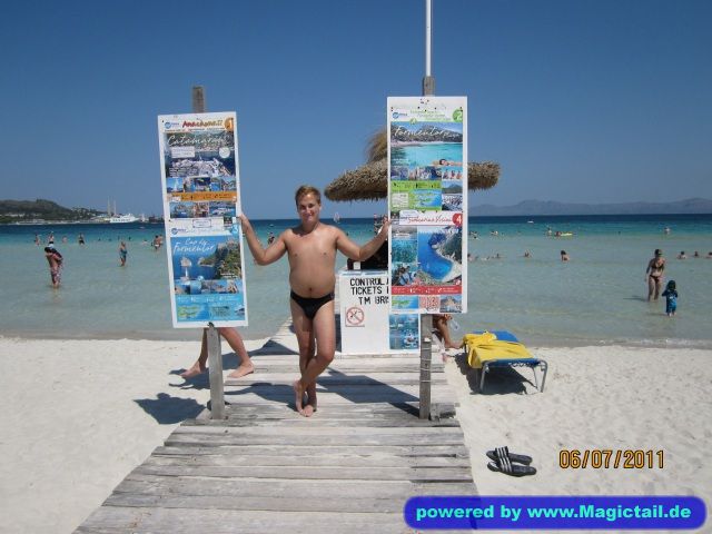 Das bin ich:sommer2011 am strand-kevin