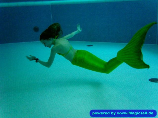 Mermaid im Wasser:Lovely Tail <3-Mermaid