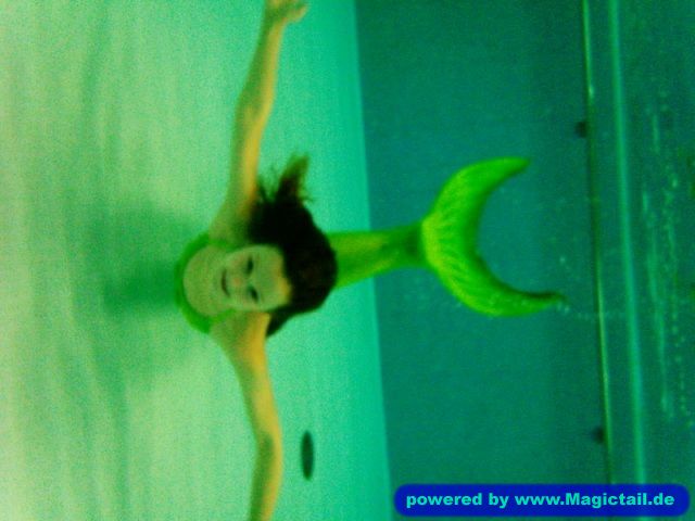 Mermaid im Wasser:XD-Mermaid