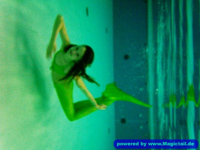 Mermaid im Wasser:LaLaLa-Mermaid