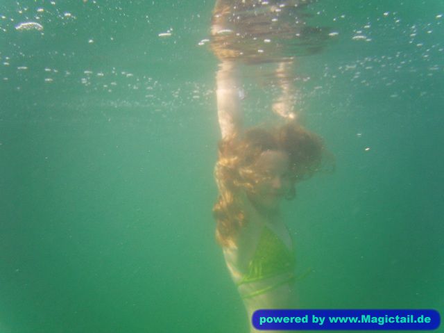 Mermaid im Wasser:Noch mehr Golden Hair-Mermaid