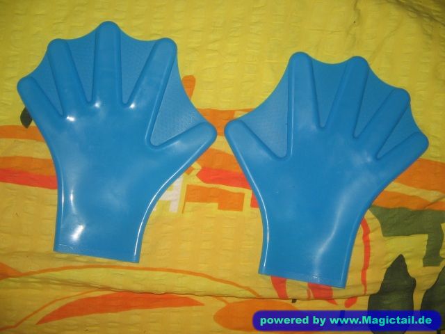 The Dolphinman:fin gloves are real with a medical background........Handflossen mit mediznischen Hintergrund-The Dolphinman