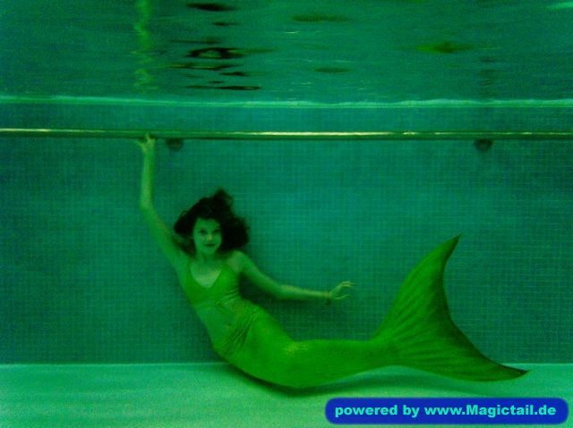 Mermaid im Wasser:Mermaids are Magic!-Mermaid