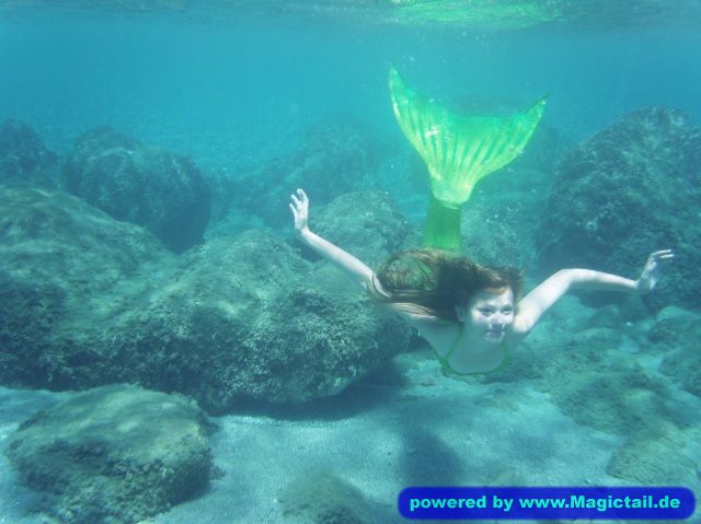 Mermaid im Wasser:Underwatergirl-Mermaid